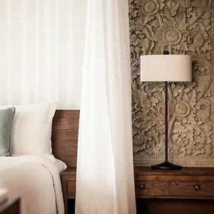 Four Seasons Bali At Bay 5*, ג'ימבאראן אינדונזיה